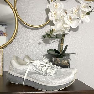 Brooks Glycerin 18